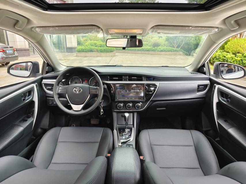 Toyota Corolla 2017 #5 Toyota Corolla 2017 car image #5