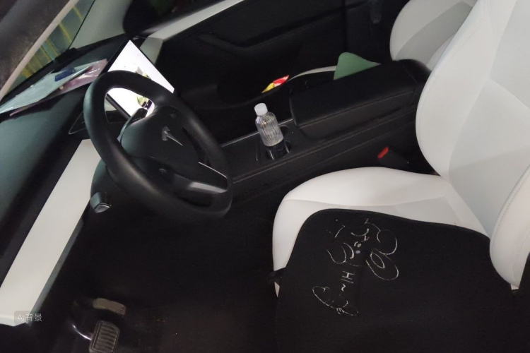 Tesla Model Y 2023 #17 Tesla Model Y 2023 immagine di auto #17