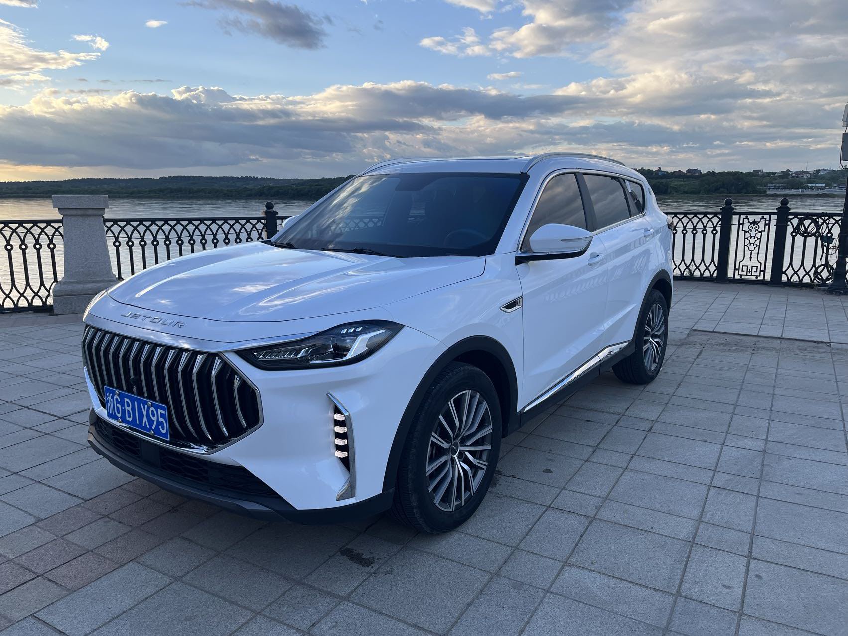 Jetour X70 PLUS 2023 Jetour X70 PLUS 2023 car image