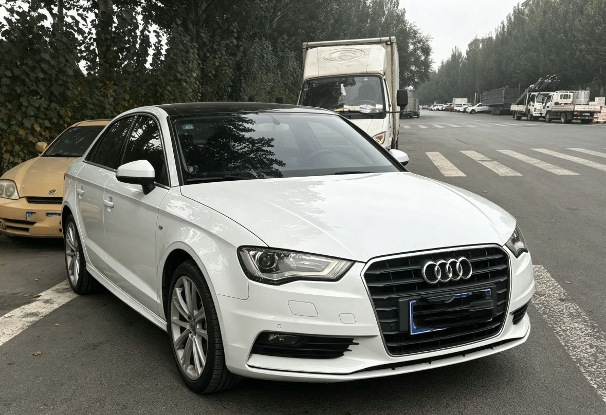 Audi A3 2015 car image #3
