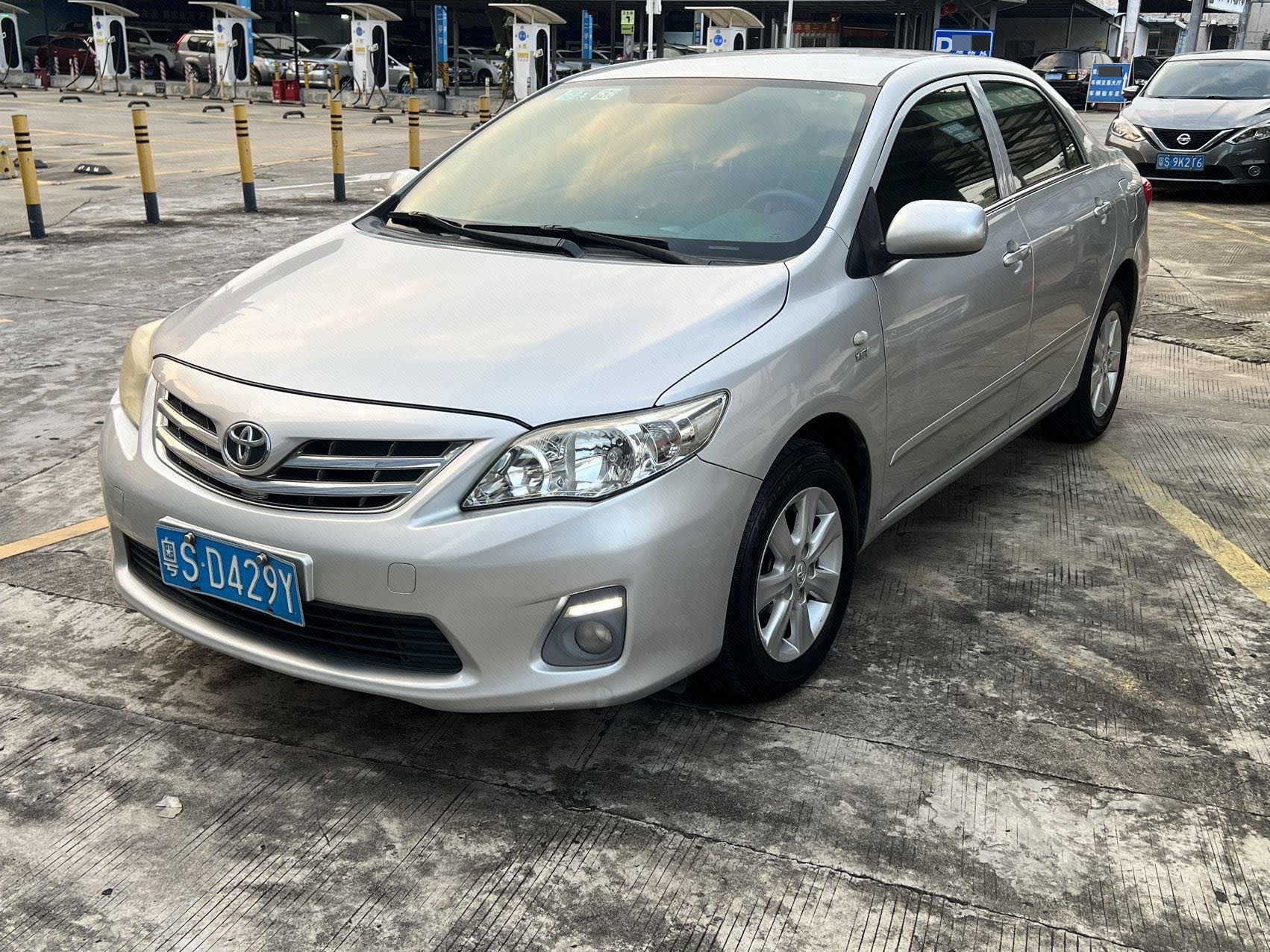 Toyota Corolla 2013 Toyota Corolla 2013 car image