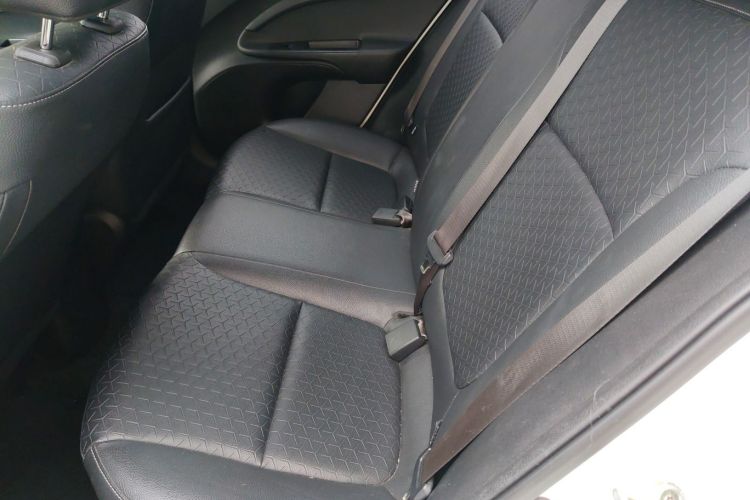 起亚 奕跑 2019 汽车图片 #13