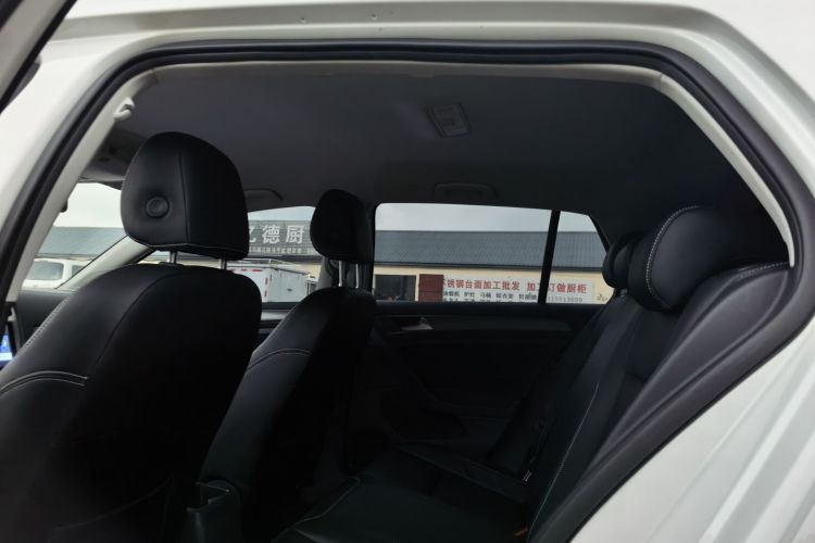 Volkswagen Golf 2018 #21 Volkswagen Golf 2018 car image #21