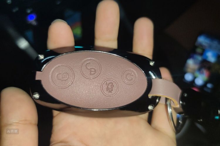 BYD Yuan New Energy 2019 #10 BYD Yuan New Energy 2019 car image #10