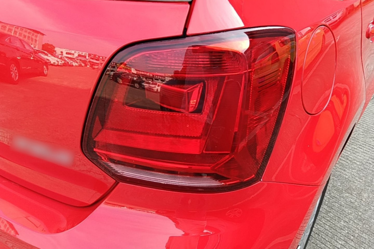 Volkswagen Polo 2018 car image #8