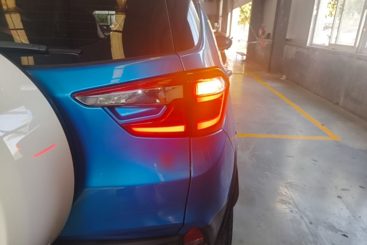BYD Yuan 2016 car image #8