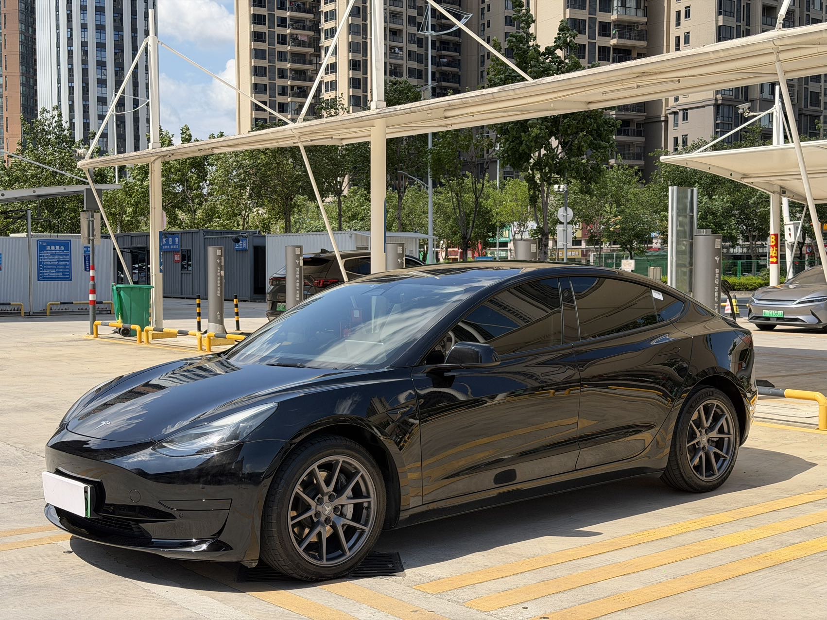 Tesla Model 3 2022 Tesla Model 3 2022 car image