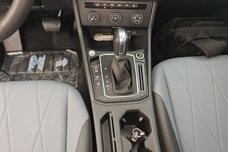 Volkswagen Lavida 2024 car image #14