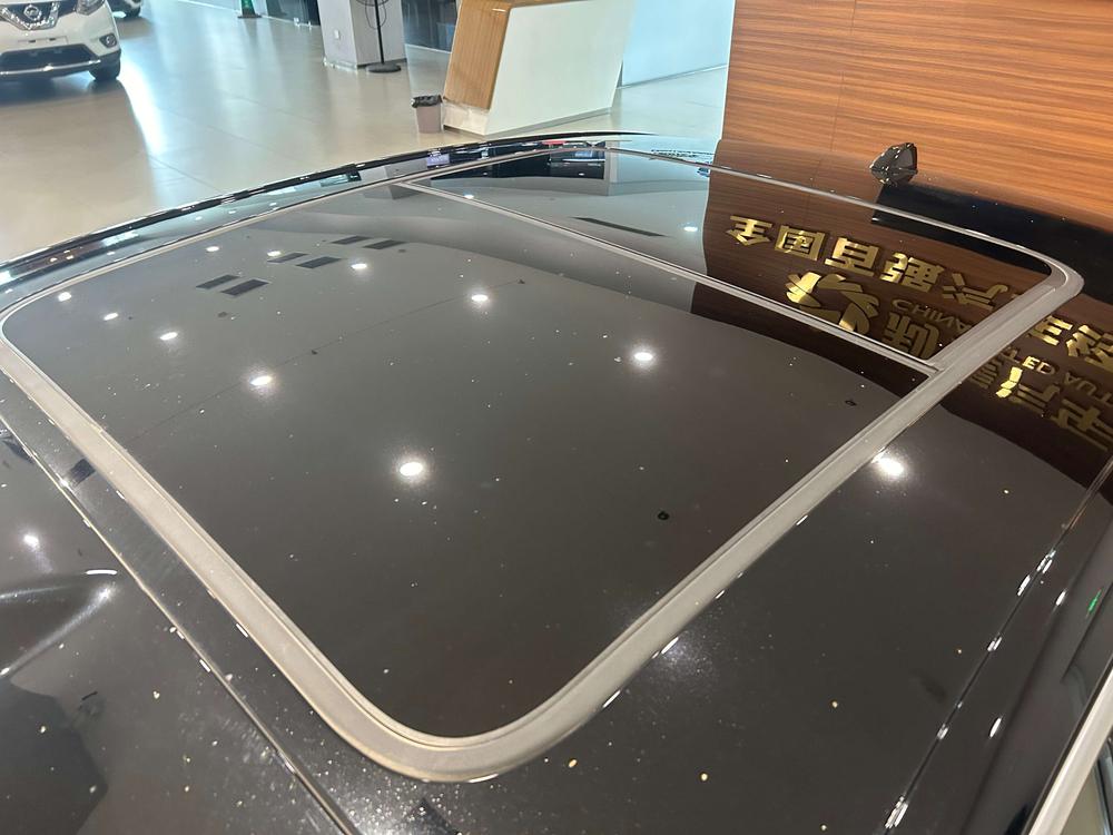 BYD Han 2024 car image #18