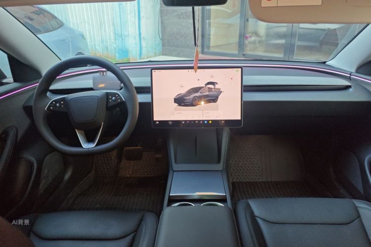Tesla Model 3 2025 car image #11