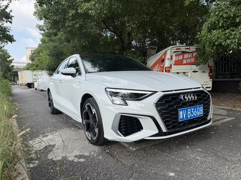 Audi A3 2023 car image #3