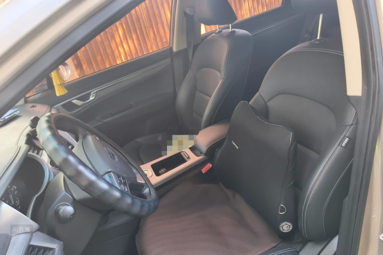 GEELY Emgrand GS 2019 car image #17