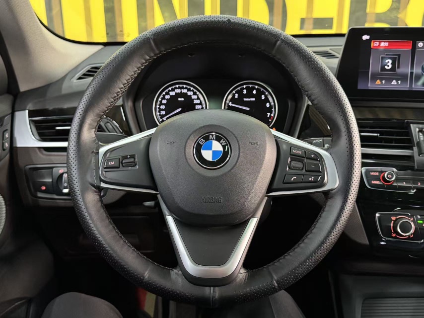 BMW X1 2023 immagine di auto #3