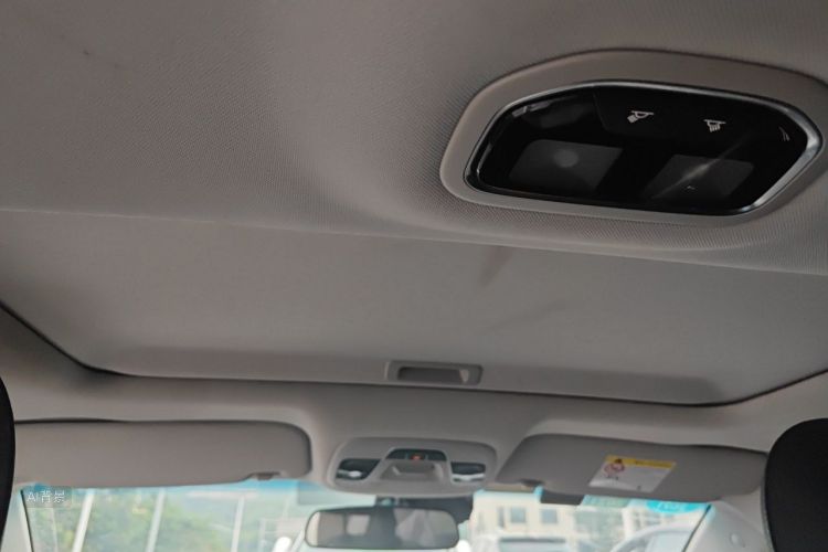 GEELY Emgrand 2019 #20 GEELY Emgrand 2019 car image #20