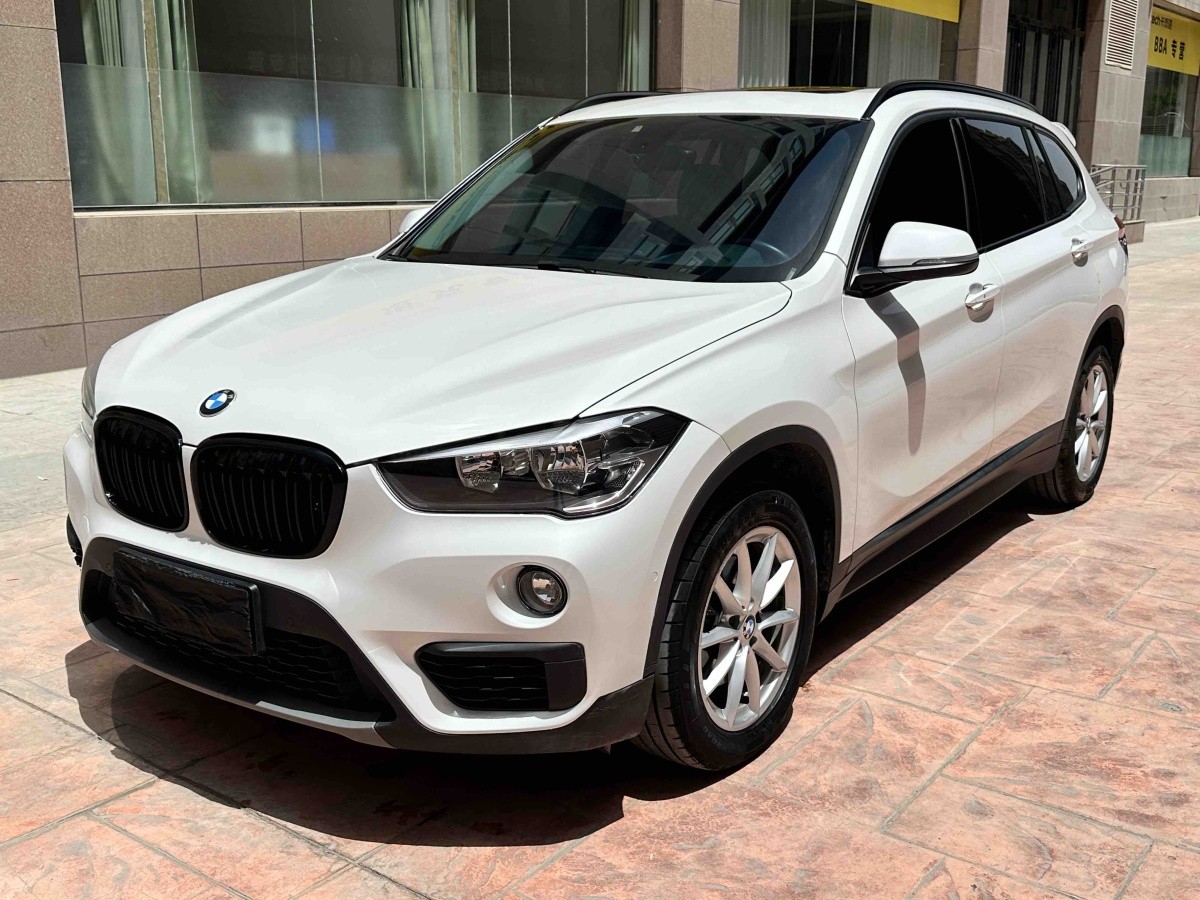 BMW X1 2017 BMW X1 2017 car image