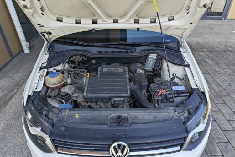 Volkswagen Polo 2016 #22 Volkswagen Polo 2016 car image #22