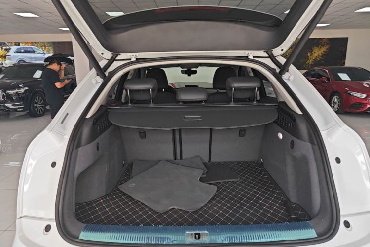 Audi Q3 2019 #19 Audi Q3 2019 car image #19