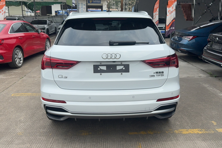 Audi Q3 2022 #5 Audi Q3 2022 car image #5