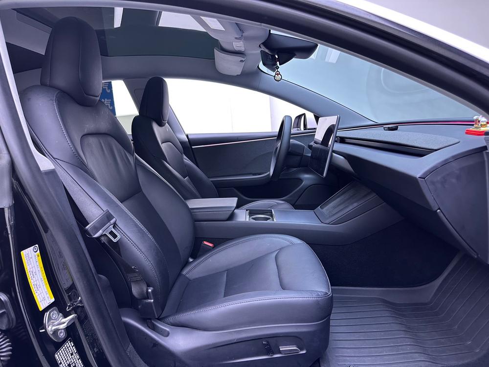 Tesla Model 3 2024 car image #13