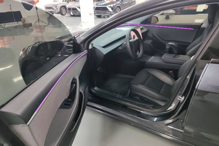 Tesla Model 3 2025 #12 Tesla Model 3 2025 car image #12