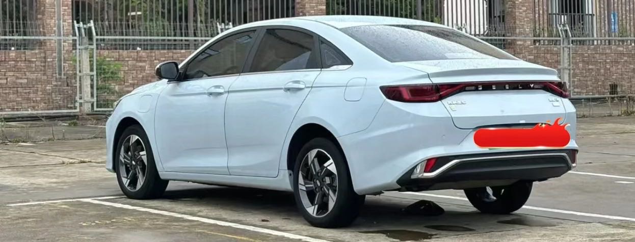 GEELY Emgrand L HiP 2024 #4 GEELY Emgrand L HiP 2024 immagine di auto #4
