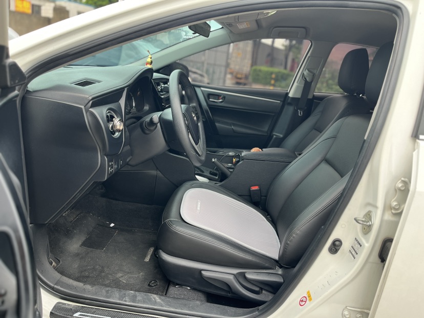 Toyota Corolla 2018 car image #7