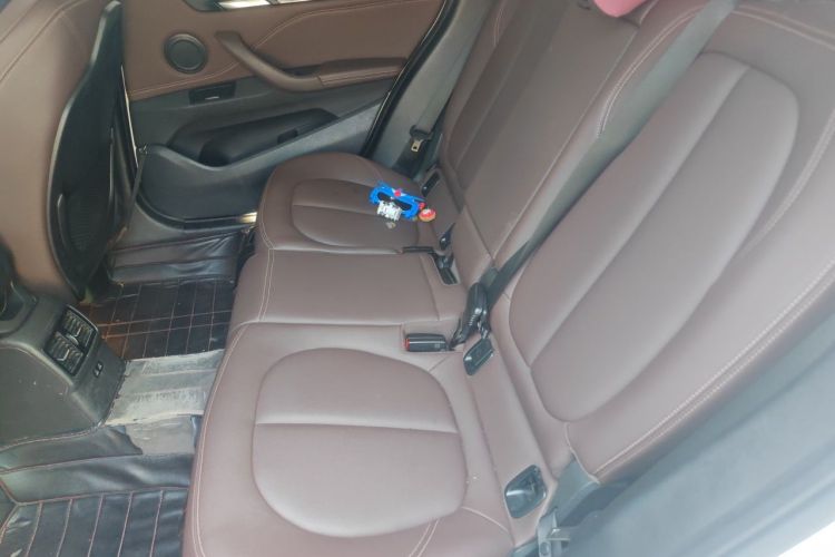 BMW X1 2020 car image #10