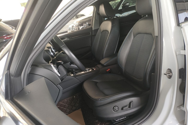 Audi A3 2018 #15 Audi A3 2018 car image #15
