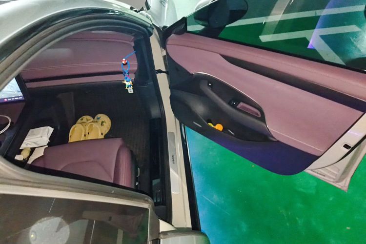 MI SU7 2025 #25 MI SU7 2025 imagen de coche #25