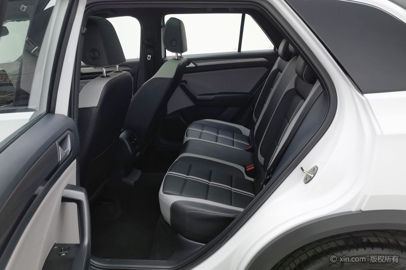 Volkswagen T-Roc 2025 #16 Volkswagen T-Roc 2025 immagine di auto #16