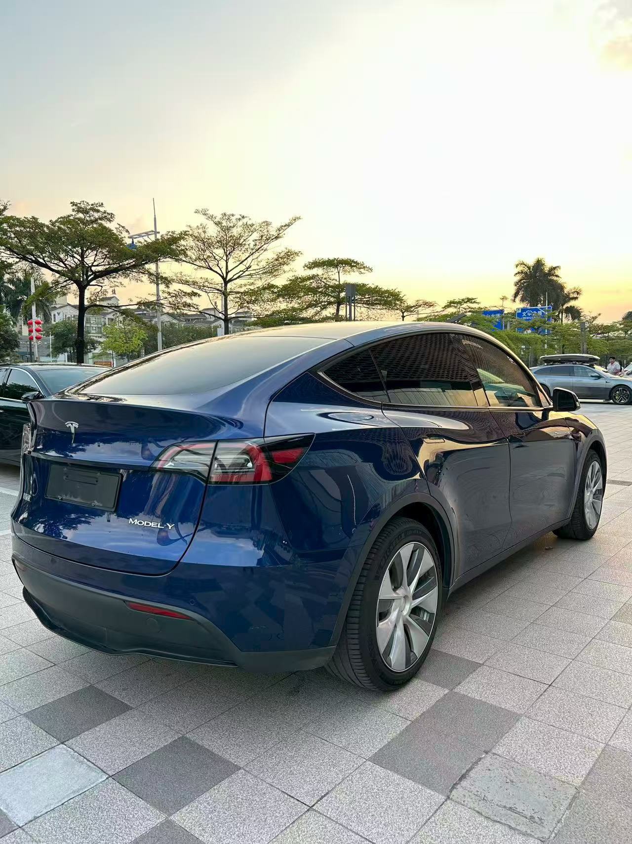 Tesla Model Y 2022 #6 Tesla Model Y 2022 immagine di auto #6