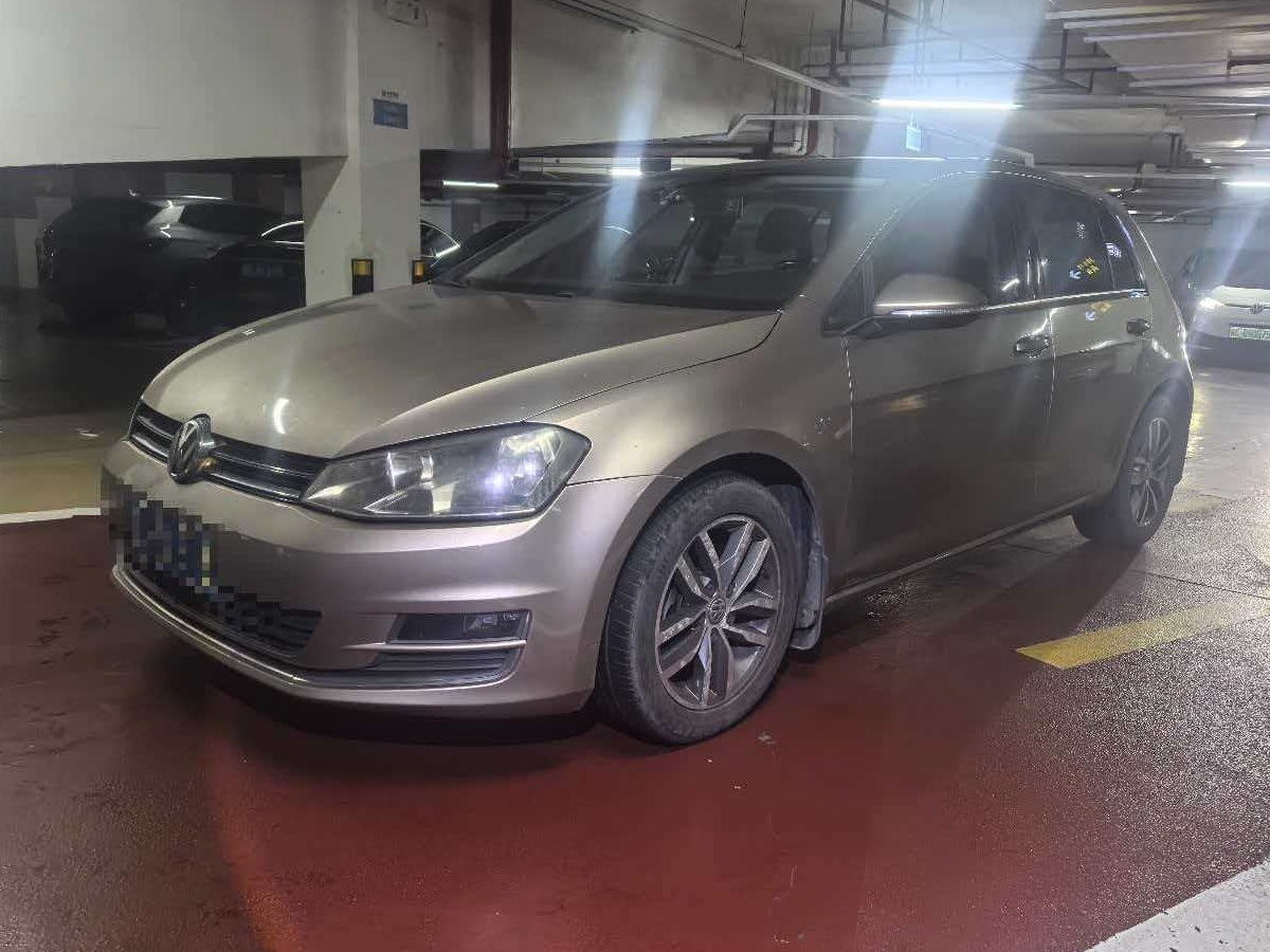 Volkswagen Golf 2015 car image #3