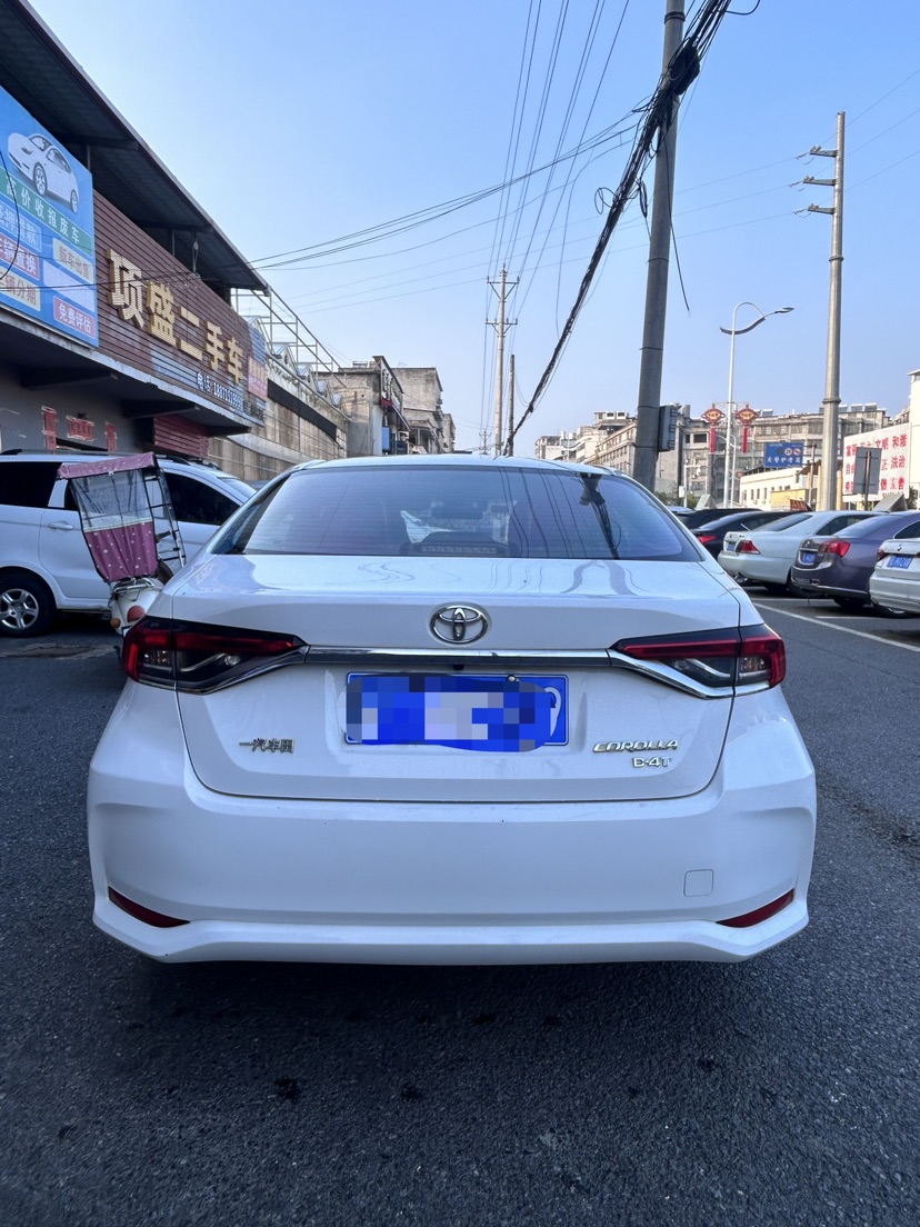 Toyota Corolla 2022 immagine di auto #4