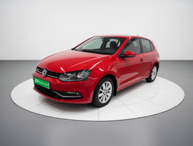 Volkswagen Polo 2015 car image 