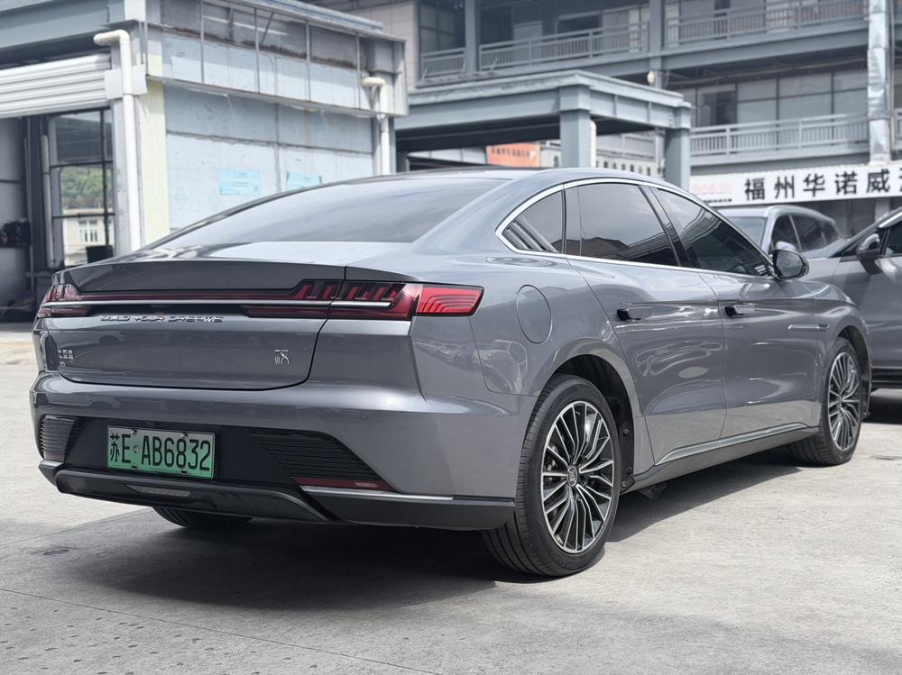 BYD Han 2022 car image #6