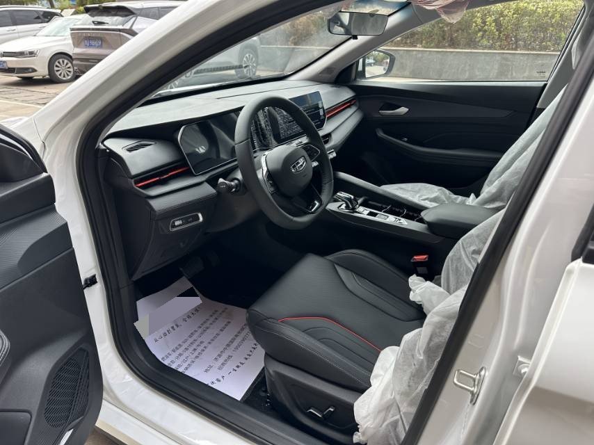 GEELY Binray 2026 image de voiture #5