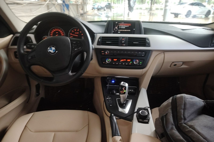 BMW 3 Series 2015 #12 BMW 3 Series 2015 car image #12