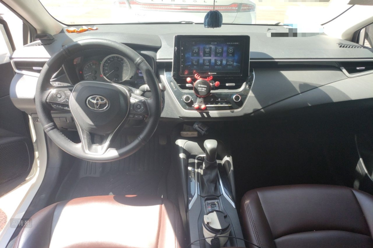 Toyota Corolla 2019 #11 Toyota Corolla 2019 car image #11