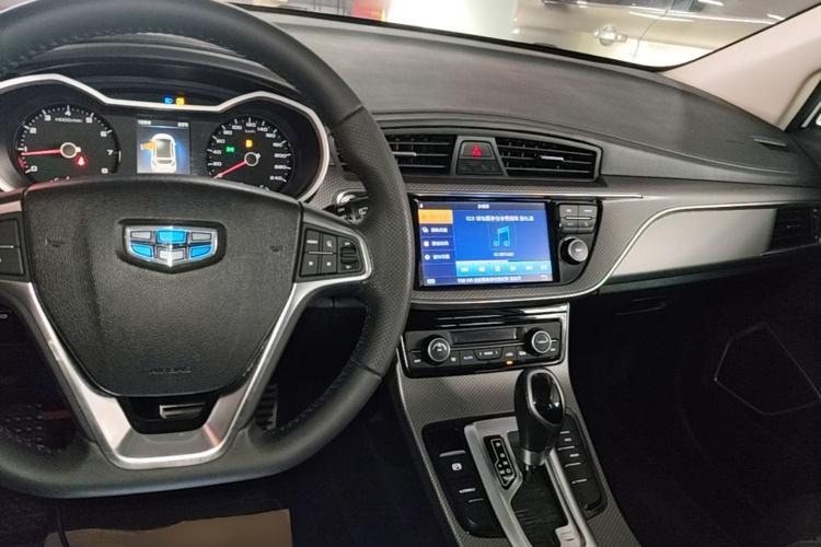 GEELY Emgrand GS 2018 #10 GEELY Emgrand GS 2018 car image #10