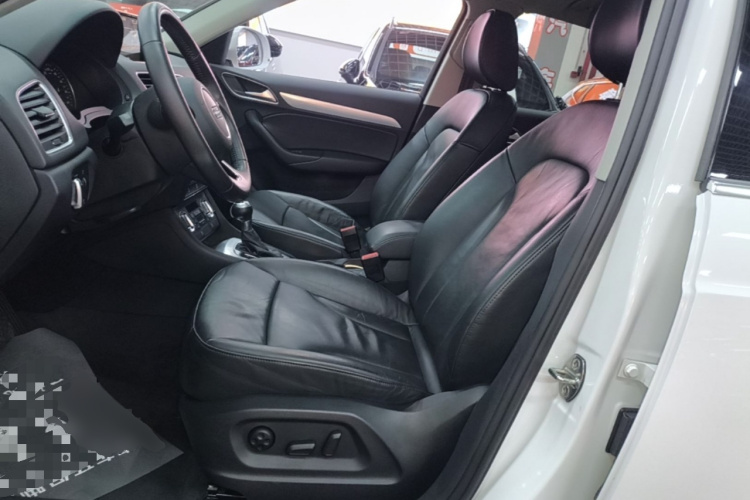 Audi Q3 2015 #15 Audi Q3 2015 car image #15
