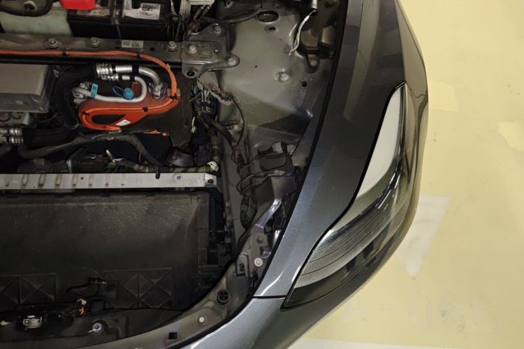 Tesla Model 3 2021 car image #29