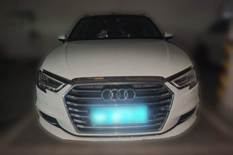 Audi A3 2018 car image #3