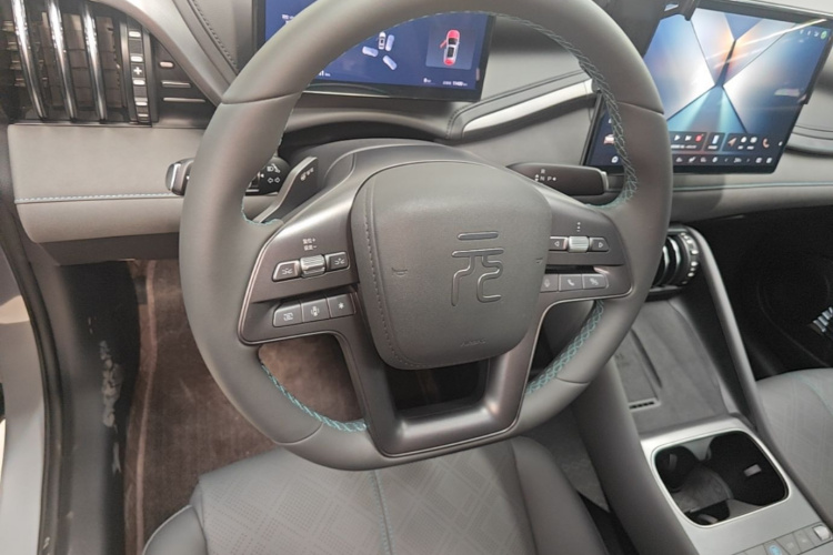 BYD Yuan Plus 2025 #11 BYD Yuan Plus 2025 صورة سيارة #11