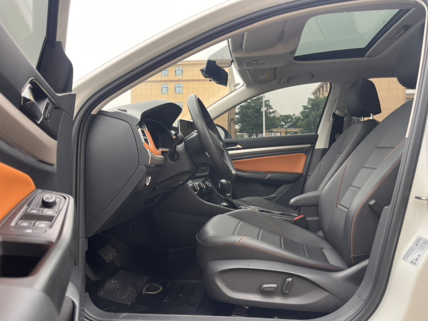 Volkswagen Bora 2023 car image #4