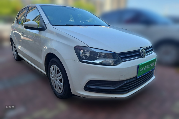 Volkswagen Polo 2014 car image #4