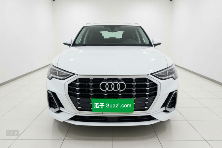 Audi Q3 2020 car image #3