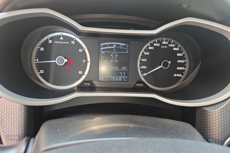 GEELY Emgrand GS 2017 immagine di auto #13