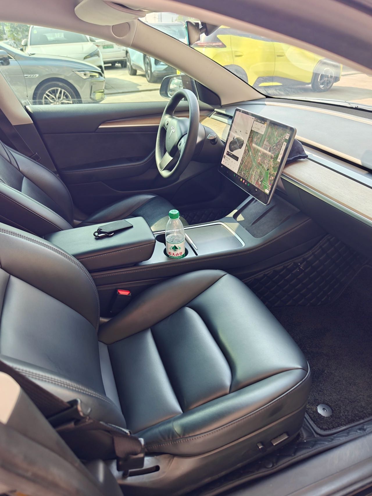 Tesla Model 3 2021 immagine di auto #6