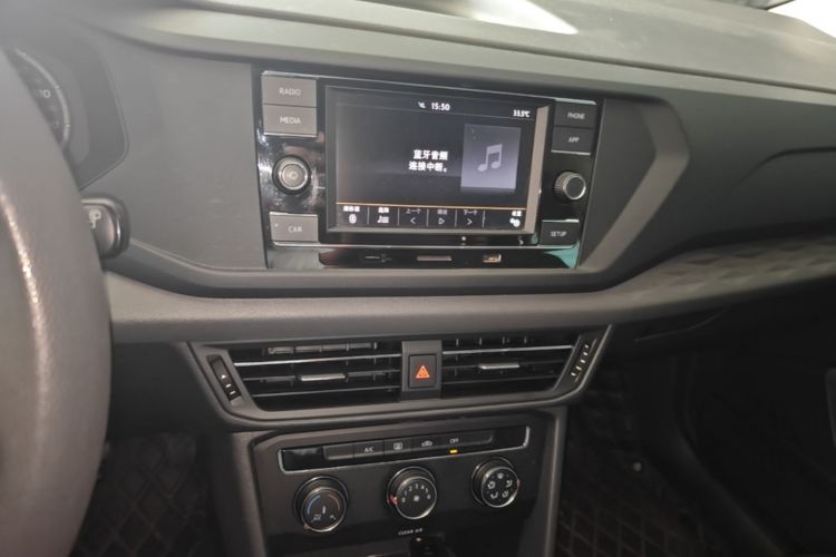 Volkswagen Tharu 2019 car image #13