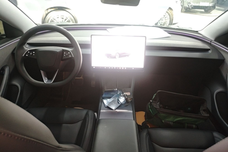 Tesla Model 3 2025 #10 Tesla Model 3 2025 car image #10